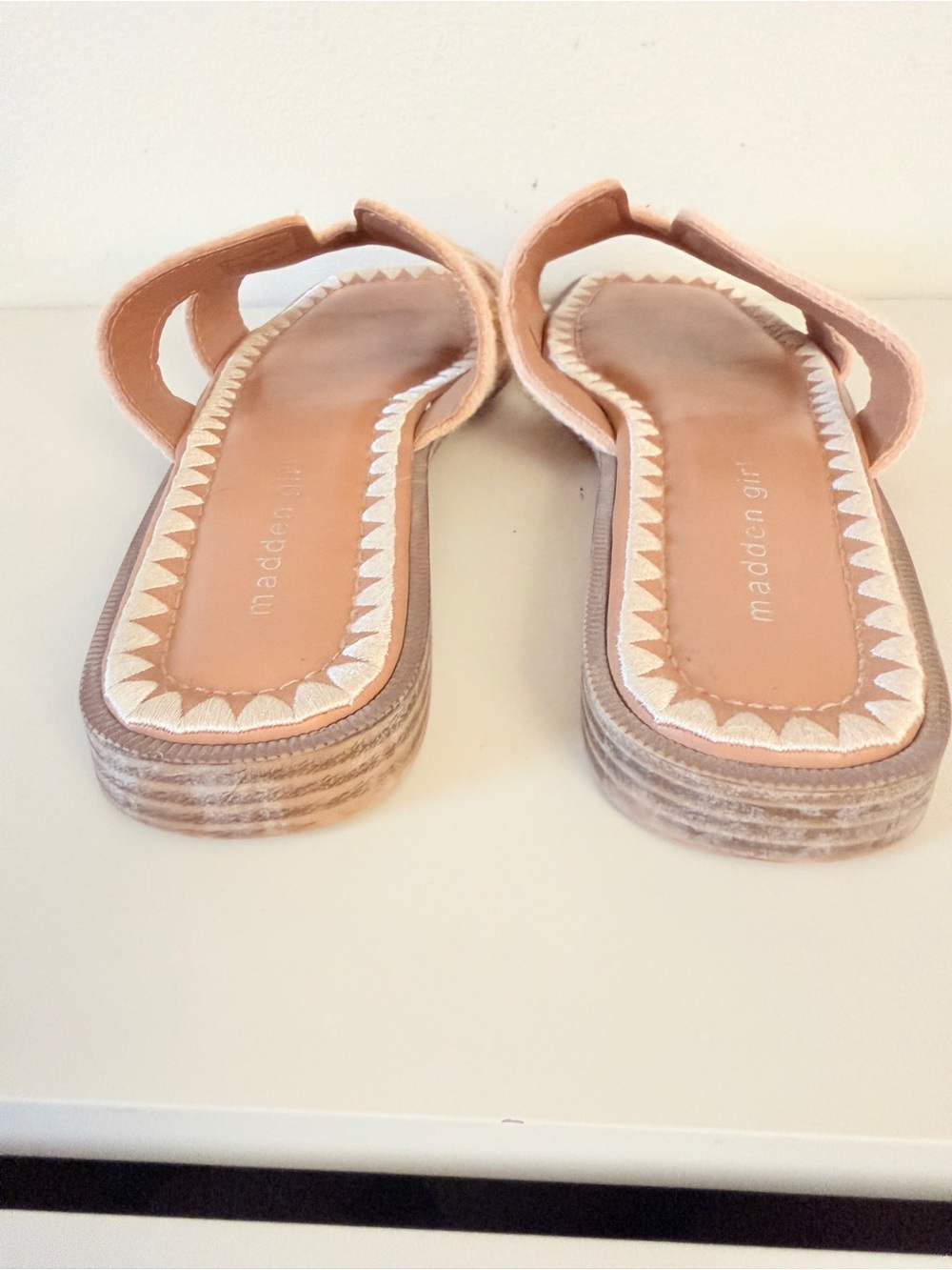 Madden Girl Yellow Crochet Slide Sandals with Floral Accent. 8.5 - Picture 6 of 8